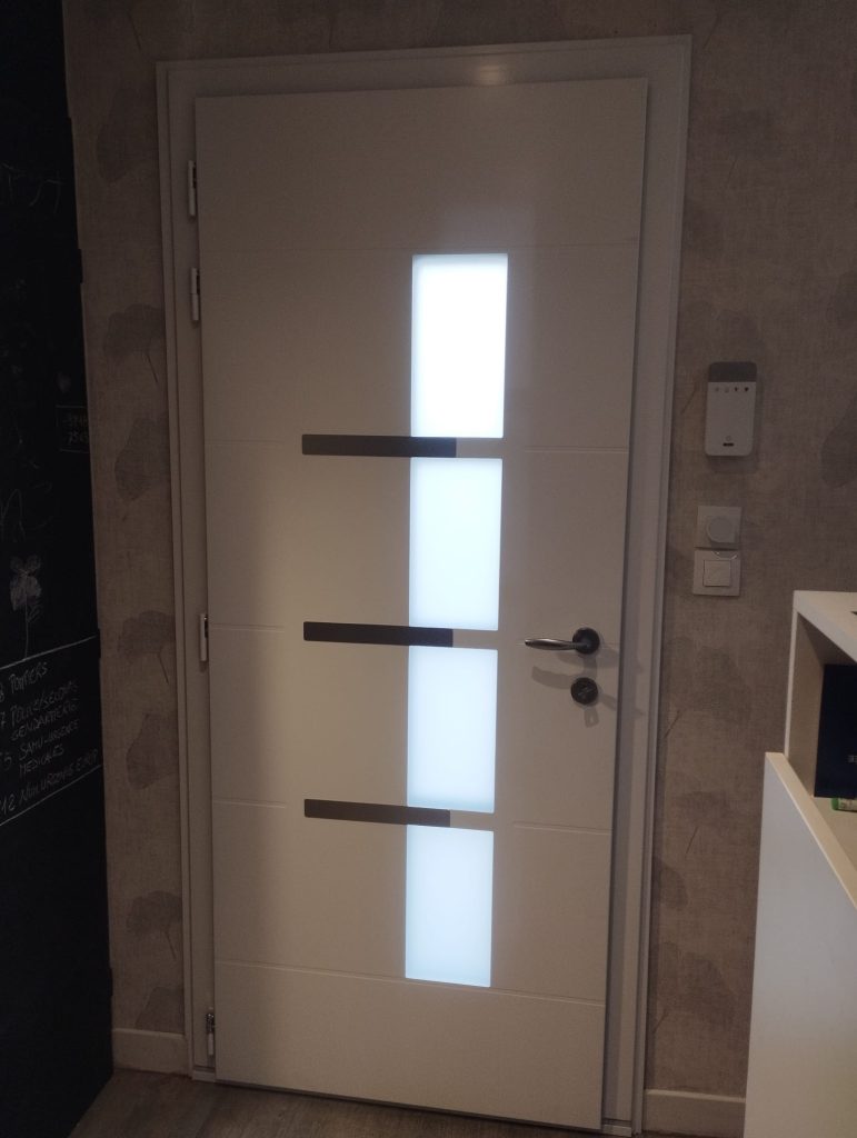 Porte aluminium contemporaine "PASTEL 4" - Intérieur